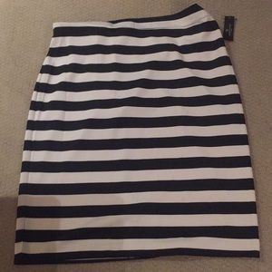 NWT Sz 24W Worthington striped black skirt
